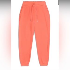 LuluLemon Scuba Jogger Size 8 Warm Coral